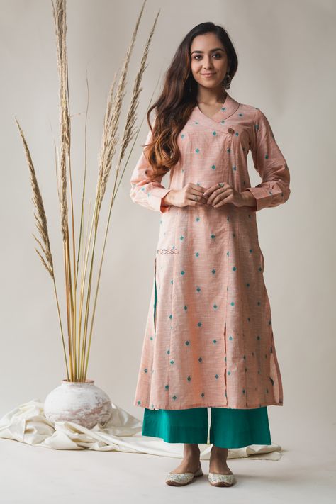 Kurta Patterns, Simple Kurta Designs, Kurti Patterns, Simple Kurti Designs, Kurta Neck Design, Cotton Kurti Designs, A Line Kurta, Dress Neck Designs