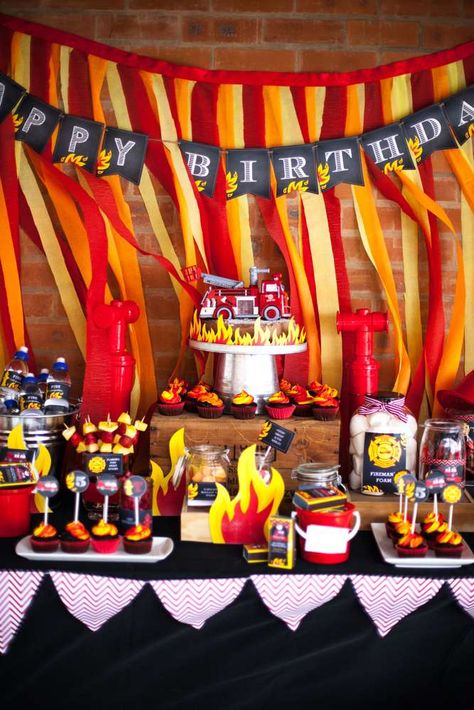 Check out this firetruck birthday party! See more party ideas at CatchMyParty.com! Fireman Sam Birthday Party, Fireman Party, Firetruck Birthday Party, Fire Truck Party, Firefighter Party, Fireman Birthday, Firefighter Birthday, Truck Birthday, Firetruck Birthday