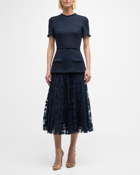 B975N Oscar de la Renta Short-Sleeve Tweed And Guipure Skirt Midi Dress With Self Belt Fall Luncheon Outfits, American Wardrobe, Versace Fashion, Cocktail Jacket, Skirt Midi, Tweed Dress, Design Dress, Wedding Couple, Spring Wardrobe