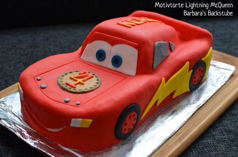 Lightning Mcqueen Birthday Cake, Lightning Mcqueen Cake, Mcqueen Cake, Cars Birthday Party Decorations, Cake Design Inspiration, Truck Cakes, Graduation Cookies, Car Cake, Specialty Cakes