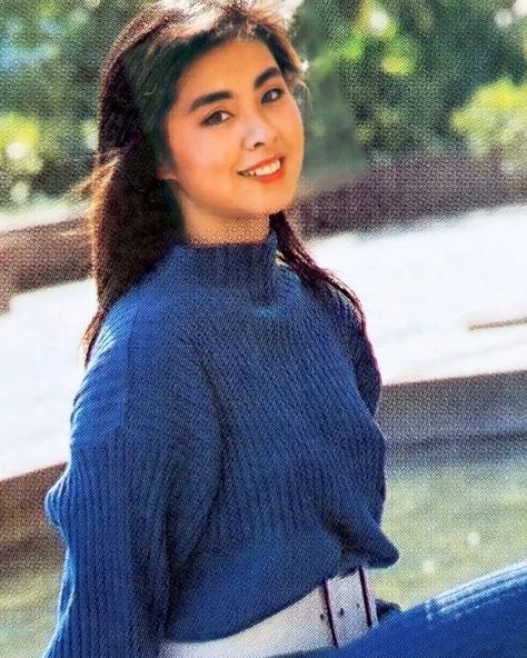 Joey Wong, Feminine Icons, Living Legends, Your Smile, Asian Beauty, Retro Vintage, Turtle Neck, China, The World