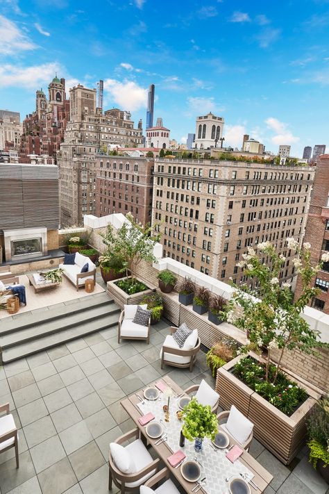 Tour an Upper East Side Triplex Where Sophistication Meets Playfulness - 1stDibs Introspective Nyc Penthouse Terrace, Penthouse Garden Rooftop Terrace, Wesley Moon, Penthouse Patio, Roof Top Patio, Penthouse London, Penthouse Garden, Penthouse Ideas, Penthouse Terrace