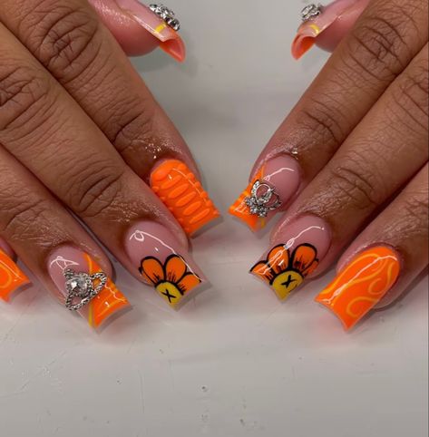 Coffin Shape Medium Length Nails, Foot Nail Art Design, Medium Length Coffin Nails, Aurora Colors, Foot Nail Art, Acrylic Nails Yellow, Orange Acrylic Nails, Summer Acrylic, Party Dancing