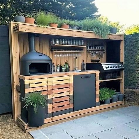 Outdoor Bbq Area, Outdoor Grill Station, Outdoor Cooking Area, Outdoor Kitchen Plans, Build Outdoor Kitchen, Outdoor Bbq Kitchen, Backyard Kitchen, Outdoor Kitchen Patio, Diy Outdoor Kitchen