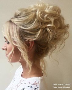 Long Updo wedding ha Modern Mother Of The Bride Hairstyles, Long Updo, Wedding Updo Hairstyles, Updo Wedding Hairstyles, Braids Summer, Classic Wedding Hair, Women Braids, Updo Wedding, Mother Of The Bride Hair