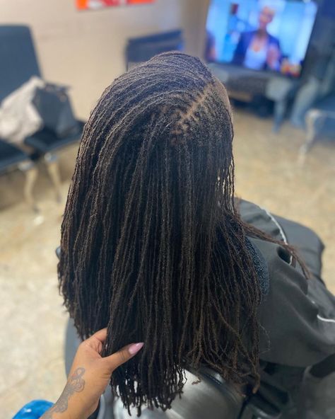 Sister Locs Style, Microbraid Locs, Micro Dreadlocks, Half Up Half Down Sisterlocks, Sisterlocks Long, Sister Locs With Bangs, Sister Locs Sisterlocks, Sister Loc Extensions Permanent, Long Micro Locs