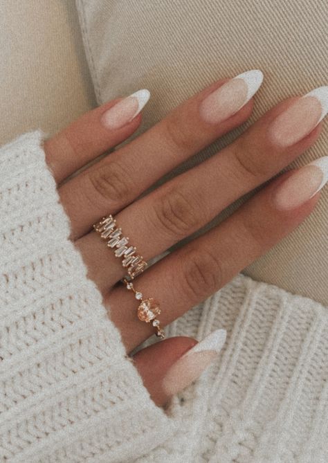 French nails (white tip) and rings French White Tip Nails, French White Tip, Nails And Rings, Ongles Beiges, Ongles Gel French, White French Nails, White Tip Nails, Curved Nails, Beige Nails