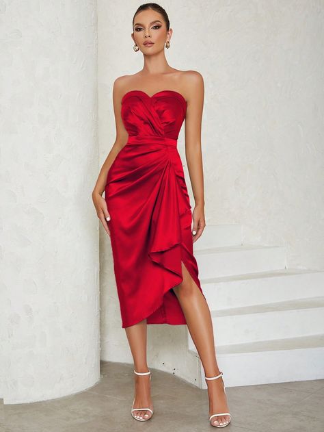 Ruched Asymmetrical Hem Satin Tube DressI discovered amazing products on SHEIN.com, come check them out! Satin Tube Dress, Preppy Prom, Xmas 2024, Business Formal Dress, Boho Bridesmaid, Formal Dresses Gowns, Neck Bodycon Dress, Womens Cocktail Dresses, 90s Dress