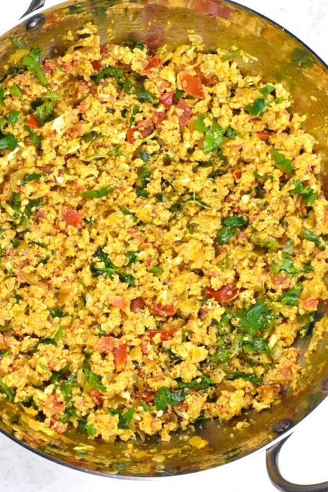 Egg Bhurji (Indian Scrambled Eggs) - GypsyPlate Indian Scrambled Eggs, Egg Bhurji Indian Style, Masala Eggs, Scrambled Egg Recipes Healthy, Breakfast Eggs Scrambled, Egg Bhurji, Bhurji Recipe, Pizza Buffet, Homemade Flour