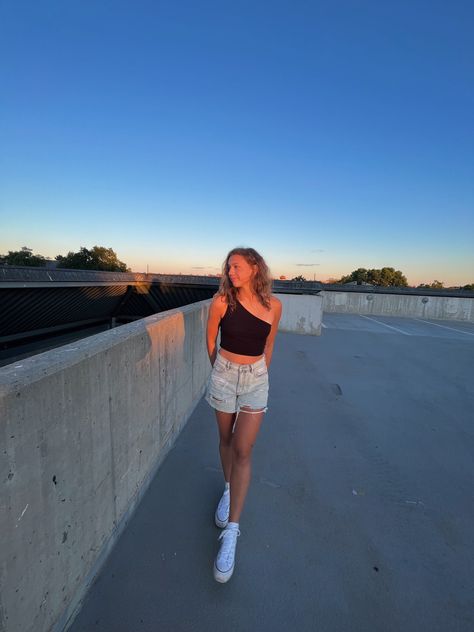 Birthday Photoshoot Parking Garage, Pictures In Parking Garage, Insta Photo Ideas Parking Garage, Rooftop Parking Lot Photoshoot, Parking Ramp Photoshoot, Garage Rooftop Photoshoot, Rooftop Picture Ideas, Top Of Parking Garage Photoshoot, Car Garage Photoshoot