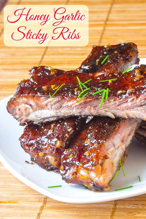 Sticky Ribs Recipe, Honey Garlic Ribs, Sticky Ribs, Plating Food, Presentation Food, Tender Ribs, Rock Recipes, Food Meat, Coffee Truck