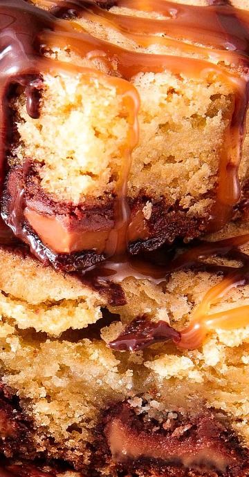 Chocolate And Caramel, Blondies Recipe, Best Sweets, Boutique Chic, Eat Dessert First, Baking Sweets, How Sweet Eats, Eat Dessert, Brownie Recipes