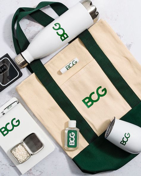 BCG onboarding kit - merchandise Company Onboarding Kit, Branding Merchandise Ideas, Corporate Swag Bag Ideas, Trade Show Giveaway Ideas, Corporate Merchandise Ideas, Company Merch Ideas, Branded Merchandise Ideas Products, Business Merchandise Ideas, Company Merchandise Ideas