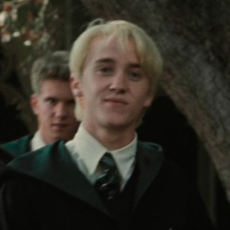 Slytherin Icons, Julian Albert, Drako Malfoy, Draco Malfoy Hot, Fire Icons, Draco Malfoy Aesthetic, Lucius Malfoy, The Goblet Of Fire, Tom Felton Draco Malfoy