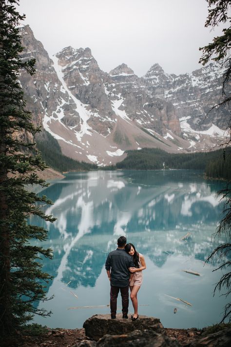 Carefree Banff Engagement Photos | Eric Cheng Photography Lake Moraine Photoshoot, Canada Engagement Photos, Banff Photoshoot Couple, Banff Pre Wedding Shoot, Engagement Photos Banff, Lake Louise Photo Ideas, Banff Couple Photos, Banff Picture Ideas, Banff Engagement Photos