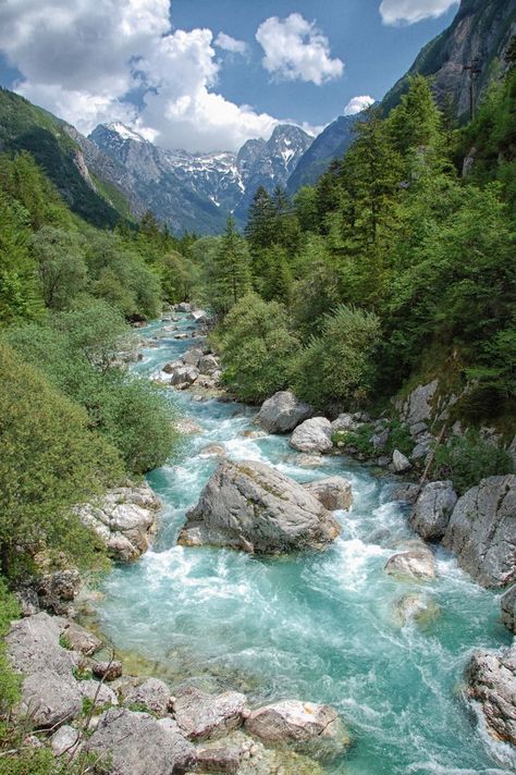 Taman Air, Slovenia Travel, River Photography, 수채화 그림, Alam Yang Indah, Macedonia, Beautiful Scenery, Albania, Slovenia