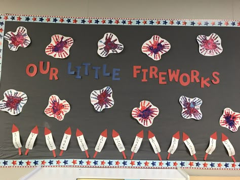 Forth Of July Bulletin Boards, July Boards For Preschool, 4th Of July Classroom Bulletin Boards, Forth Of July Door Decorations Classroom, July Bulletin Boards For Daycare, Bulletin Board Ideas For July, 4th Of July Poster Board Ideas, July 4th Bulletin Boards Ideas, Fourth Of July Bulletin Board Preschool