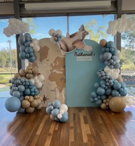 Journey Birthday Theme, Airplane Party Backdrop, Travel Backdrop Ideas, Explorer Birthday Theme, Atlas Birthday Party, First Adventure Birthday, Airplane Balloon Decorations, One Year Old Birthday Travel Theme, Travel Theme Food Ideas