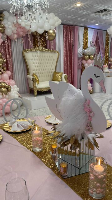 Swan Lake Themed Debut, Swan Baby Shower Theme, Swan Baby Shower Ideas, Swan Baby Shower, Baby Shower Princess Theme, Princess Balloons, Enchanted Princess, Quinceañera Ideas, Baby Shower Treats