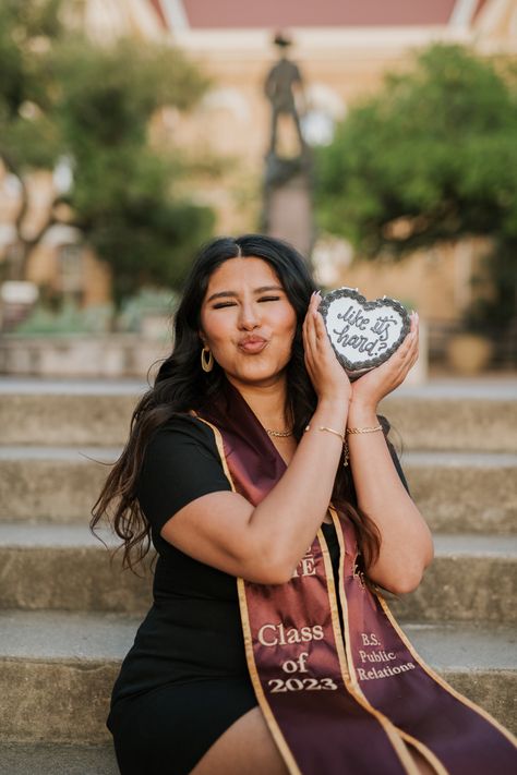 Grad Photo Prop Ideas, Graduation Picture Props, Txst Grad Photos, Graduation Props For Pictures, Grad Pics College, Photoshoot Disco Ball, Latina Graduation Pictures, Texas State Graduation Pictures, Phd Loading