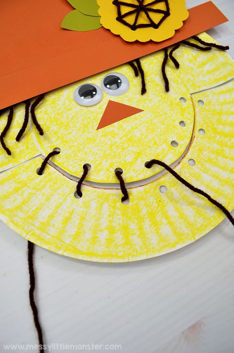 Paper Plate Scarecrow, Scarecrow Craft, Thanksgiving Crafts For Toddlers, Paper Plate Craft, Scarecrow Crafts, Activity For Preschoolers, Easy Thanksgiving Crafts, Autumn Craft, Paper Plate Crafts For Kids