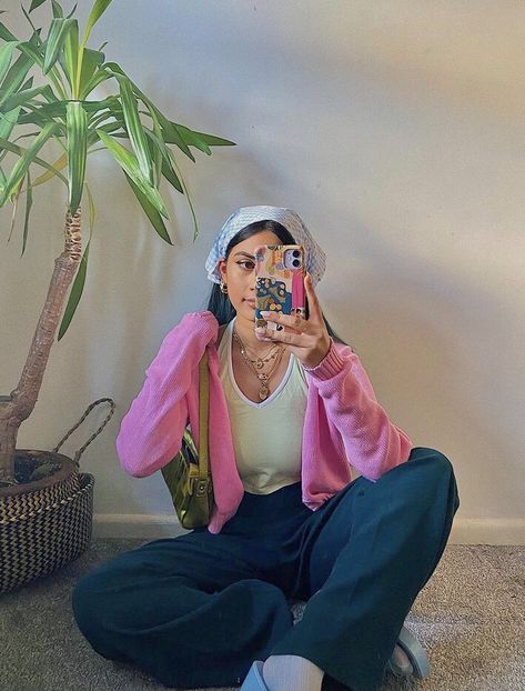 @natashahmedx on ig Natashahmedx Outfits, Danish Pastel, Autumn Outfits, Soft Girl, Photo Inspo, Fashion Inspo Outfits, Tulips, Fall Outfits, Fashion Inspo