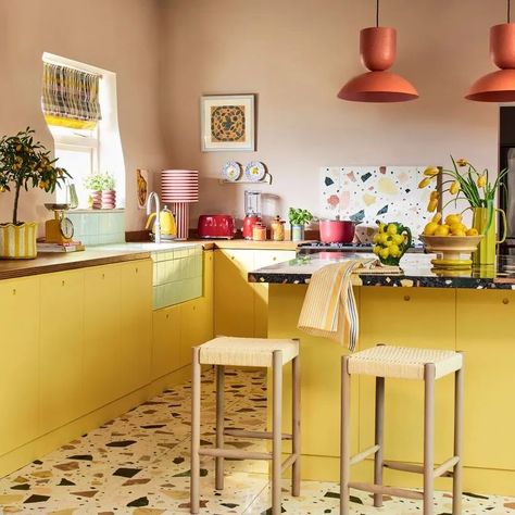 It was harder than I thought to find the perfect yellow to give the kitchen enough pop. Too much zing and you wouldn't be able to live with it. The  yellow needs to make you smile when you see it. Hopefully it does just that. 🌞  Enjoy the sunshine! 💛 More styling for @housebeautifuluk yellow interior shoot.🌞 Thanks to a great team @sarahkeadyuk @pollywreford  Epic kitchen cupboards set build @thegrid.art Blind made by @emilythomas_studio @maddyando55 @areesha_rich research @isabella.charle... Sunny Yellow Kitchen, Farrow And Ball India Yellow Kitchen, Buttercup Yellow Kitchen, Yellow Kitchen Cupboards, Yellow Kit Hen Cabinets, 70s Yellow Kitchen, When You See It, Yellow Interior, Yellow Kitchen