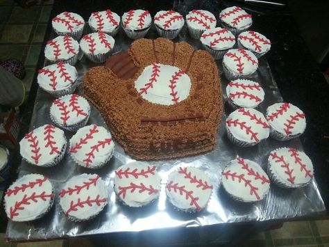 Baseball birthday Baseball Glove Cupcakes, Baseball Themed Cake, Baseball Cakes, Birthday Cake Boys, Cakes Pictures, Baseball Cupcakes, Pull Apart Cupcake Cake, Pull Apart Cake, Baseball Cake