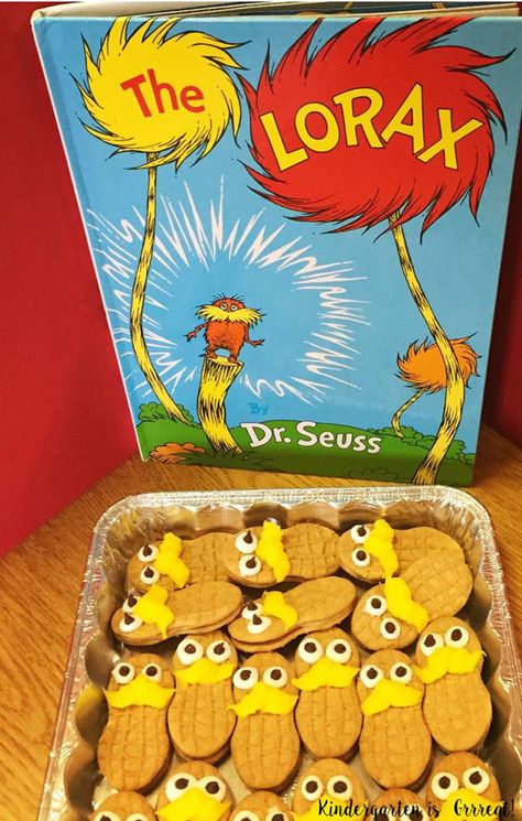 Dr Seuss Snacks, Lorax Birthday, Lorax Party, Doctor Suess Birthday, Dr Seuss Party Ideas, Dr Seuss Classroom, Dr Seuss Activities, Dr Seuss Crafts, Baby Shower Snacks