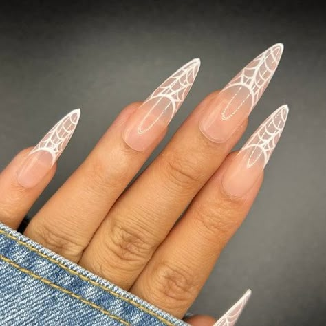 Spider Web French Press on Nails Halloween Nails Fake - Etsy Fun Halloween Nails, Nagel Tips, Makijaż Smokey Eye, Nails Halloween, Halloween Nail Designs, Art Halloween, Halloween Nail, Stick On Nails, Nails Short