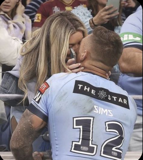 Netball And Rugby Couple, Athlete Wife Aesthetic, Rugby Wife Aesthetic, Rugby Girlfriend Aesthetic, Rugby Boyfriend Aesthetic, Rugby Couple, Rugby Boyfriend, Rugby Girlfriend, Rugby Wag