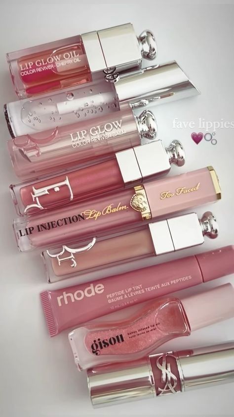 #Lipstick #lip_combo #Lip_gloss #lip_balm #lip_liner #lip_oil  #pink_lipstick #rhode Dior Lippies, Ysl Lipgloss, Ysl Products, Ysl Lip Gloss, Makeup Ysl, Skincare Headband, Koleksi Makeup, Spring Jewelry Trends, Ysl Lipstick