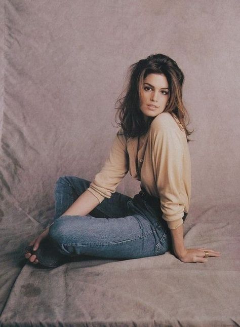 Cindy Crawford Style, Fashion Guys, 90s Supermodels, 90s Models, Elizabeth Hurley, Michelle Rodriguez, Farrah Fawcett, Raquel Welch, Americana Fashion