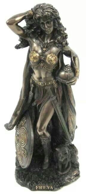 Oh how I adore her Freya Statue, Spiritual Pics, Viking Princess, Warrior Soul, Norse Goddess Of Love, Goddess Statues, Freya Goddess, Norse Gods, Norse Goddess