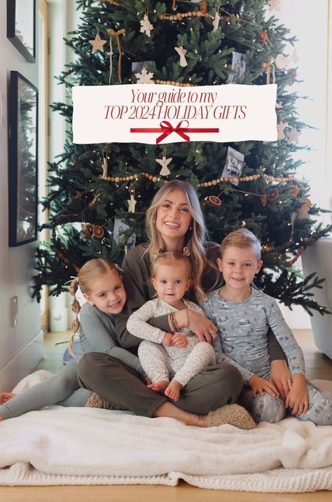 As the holidays are quickly approaching, I curated the best gift ideas for you guys to gift your loved ones.  I have included ideas for everyone, including your mom, coworker, neighbor, best friend, kids, or husband. Tap to shop! Christmas Card Photo Ideas Family Pjs, Matching Pajama Family Pictures, Family Christmas Jammies Photo Shoot, Family Christmas Pictures Pjs, Christmas Pajamas Family Photoshoot, Christmas Pjs Family Picture Ideas Bed, Pj Pictures Photo Ideas, Christmas Pajama Photo Shoot Family, Christmas Pj Photoshoot Family