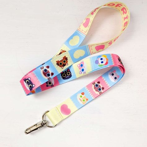 Includes a lariat attachment     Double sided printing on 45cm strap (total 90cm)     2 cm wide     Soft and long lasting     Keychain not included! This is for the lanyard only maofriends Facebook https://www.facebook.com/Maofriends Instagram @maofriendss Online Shop: www.maofriends.com Random Stuff To Buy, Stationary List, Cute Keychain Aesthetic, Lanyard Ideas, Cute Lanyard, Merchandise Ideas, Cute Lanyards, Pink Keychain, Keychain Lanyard