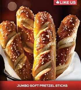 chili's pretzel sticks Parmesan Sweet Potato Fries, Soft Pretzel Sticks, Cheese Dipping Sauce, Pretzel Bread, Frozen Dinner Rolls, Bread Sticks Recipe, Frozen Bread Dough, Homemade Pretzels, Soft Pretzel