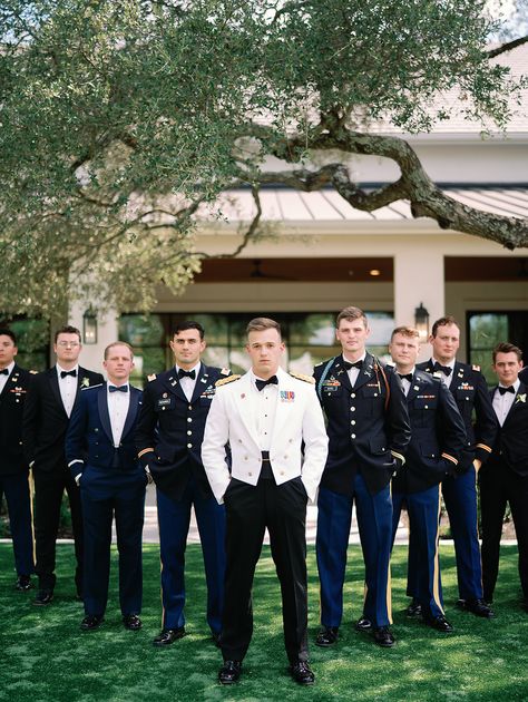 Military Weddings: A Guide - biancanichole.com Army Groom Wedding, Army Officer Wedding, Dress Blues Army Wedding, Navy Uniform Wedding, Us Navy Wedding Ideas, Army Uniform Wedding, Military Wedding Navy, Military Wedding Photos, Army Wedding Ideas