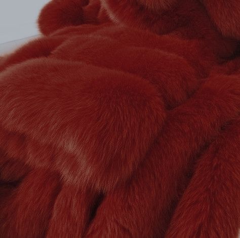 Fur Coat Aesthetic, Fur Aesthetic, Red Fur Coat, Jackie Lynn Thomas, White Fur Coat, Red Fur, A Star Is Born, Star Vs The Forces Of Evil, Star Vs The Forces