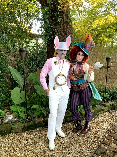 Alice In Wonderland Male Costume, Male White Rabbit Costume, Mens White Rabbit Costume Diy, Mad Hatter Mens Costume, Cheshire Cat Costume Men, Mad Hatter Costume Men, Mad Hatter Outfit, Alice In Wonderland Play, Wonderland Outfit