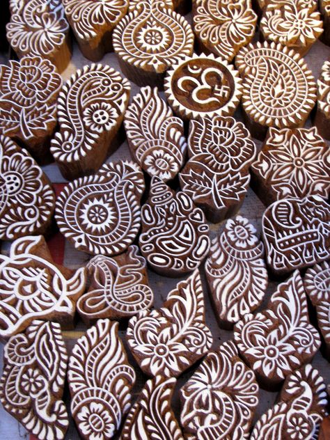 fabric stamps #printing Fabric Stamping Diy, Fabric Stamps, Hand Stamped Fabric, Mehendi Night, Luxury Pret, Art Stamps, Batik Cap, Hand Carved Stamps, Batik Art