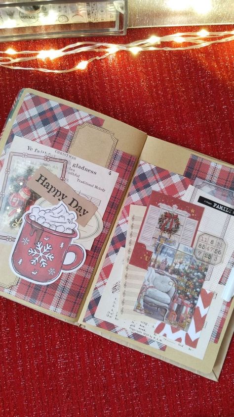 Christmas Aesthetic Journal, Christmas Journal Aesthetic, Scrapbook Ideas Christmas, Christmas Journal Ideas, Scrapbook Yearbook, Christmas Journal Pages, Christmas Study, December Bujo, Christmas Journaling