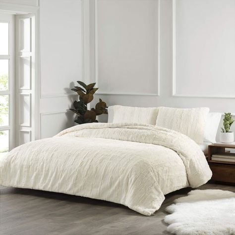 White comforter set