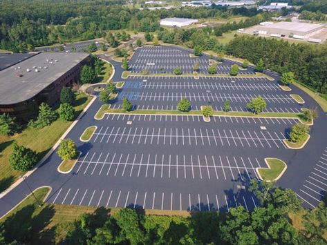 Parking Area Landscape, Car Parking Landscape Design, Parking Area Design, Luxury Parking Lot, Car Parking Design, Parking Lot Design, Parking Lot Landscape Architecture, Multistorey Car Park, Car Park Design