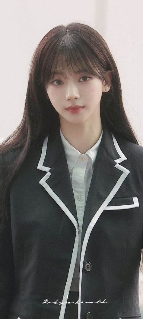 Karina Uniform, Karina Yoo, Yoo Jimin, Aespa Karina, Karina Aespa, Girls Uniforms, 영감을 주는 캐릭터, Korean Idol, Girl Face