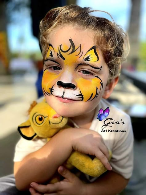 Easy Leopard Face Paint, Madagascar Face Paint, Easy Lion Face Paint, Face Painting Lion, Lion King Face Paint, Lion Face Paint Easy, Horse Face Paint, Cheetah Face Paint, Kids Face Painting Easy