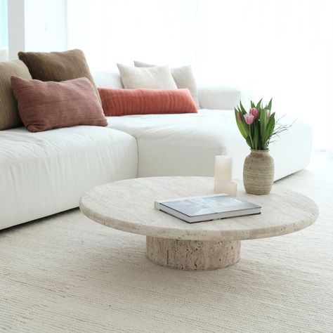 Many questions about this white sofa 😍 This is our Edda sofa, which you can customize yourself - choose your size, fabric, and color! For more information or to place an order, send us an email at info@furnified.com or send us a private message. Marmer Coffee Table, Oval Stone Coffee Table, Travertino Coffee Table, Coffee Table Travertine, Travertine Coffee Table Living Room, 2 Coffee Tables Together, Living Room Round Table, Table Travertin, Travertine Table