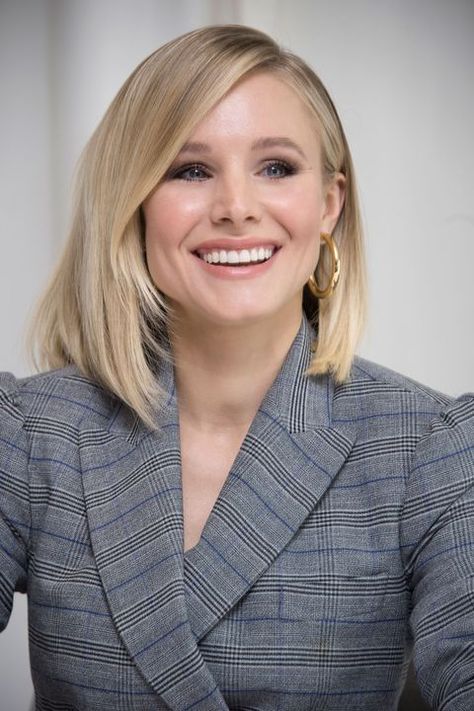 Hair, Face, Hairstyle, Blond, Chin, Smile, Long hair, Portrait, Layered hair, Photography, Easiest Hairstyles, 5 Hairstyles, Pretty Headbands, Hair To One Side, Great Haircuts, Try On Hairstyles, Her Cut, Kristen Bell, Perfect Curls