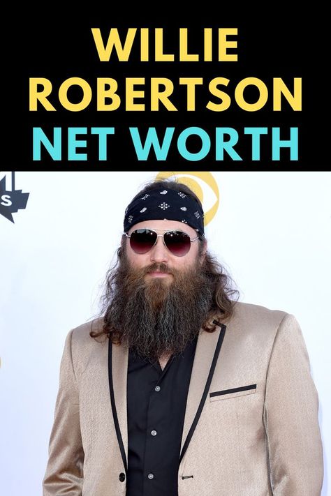 Willie Robertson is the CEO of Duck Commander. Find out the net worth of Willie Robertson. #WillieRobertson Korie Robertson, Truths About Life, Willie Robertson, Life In America, Hollywood Scenes, Duck Commander, O Brian, Easy Flower, In Front Of House