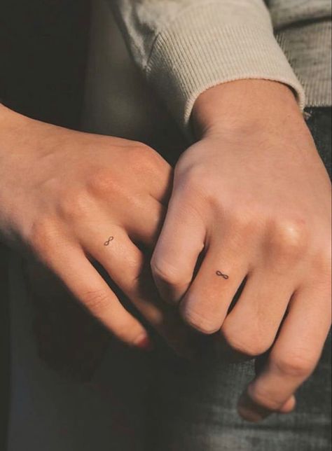 #tattoo Name Tattoo On Hand, Matching Best Friend Tattoos, Small Couple Tattoos, Couple Matching Tattoo, Relationship Tattoos, Light Tattoo, Funny Ideas, Tattoo Inspiration Men, Tattoos For Lovers